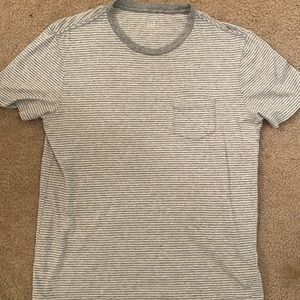 Women’s GAP T-shirt